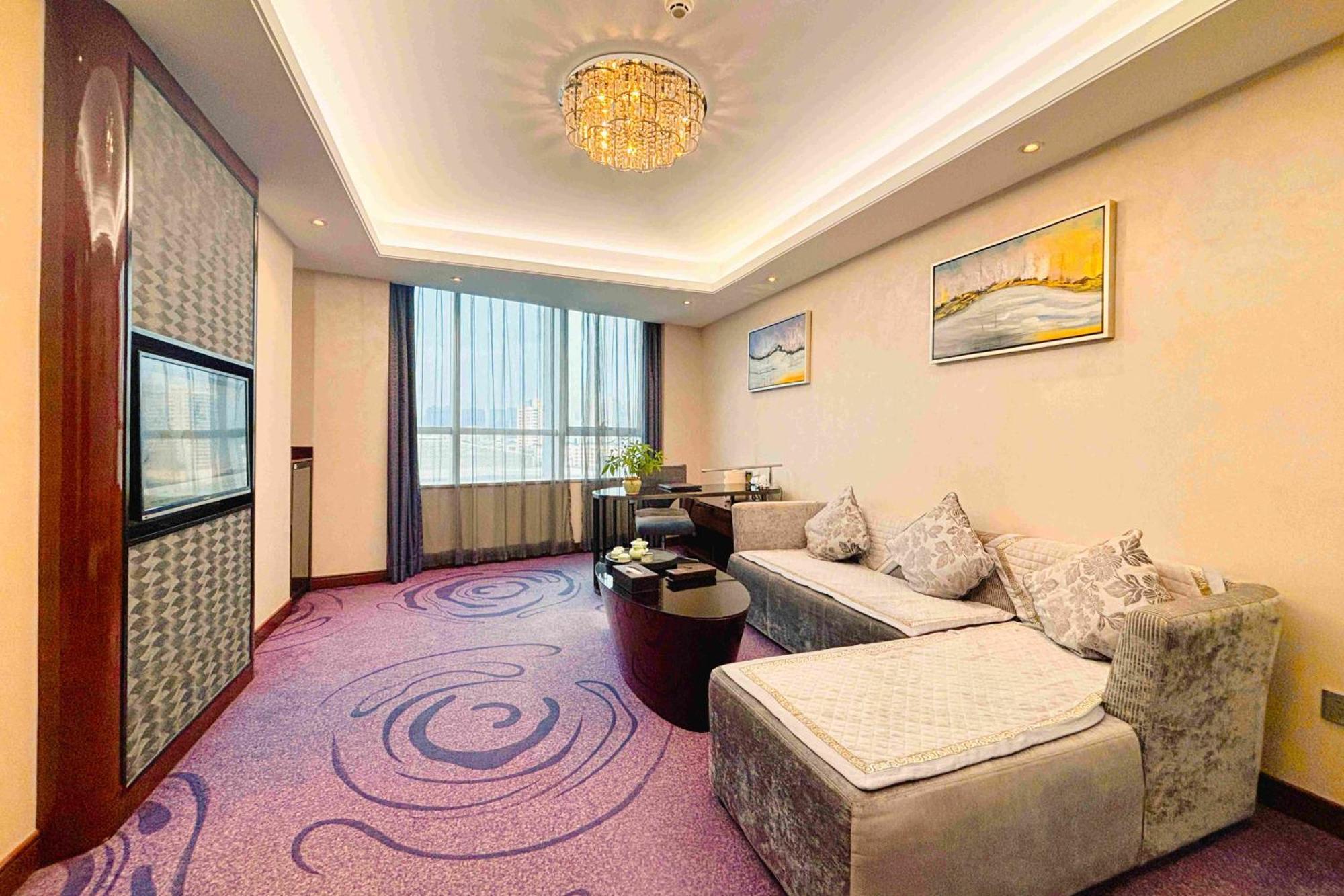 Sentosa Hotel Shenzhen Feicui Branch, Enjoy Tropical Swimming Pools And High-Class Fitness Club Экстерьер фото
