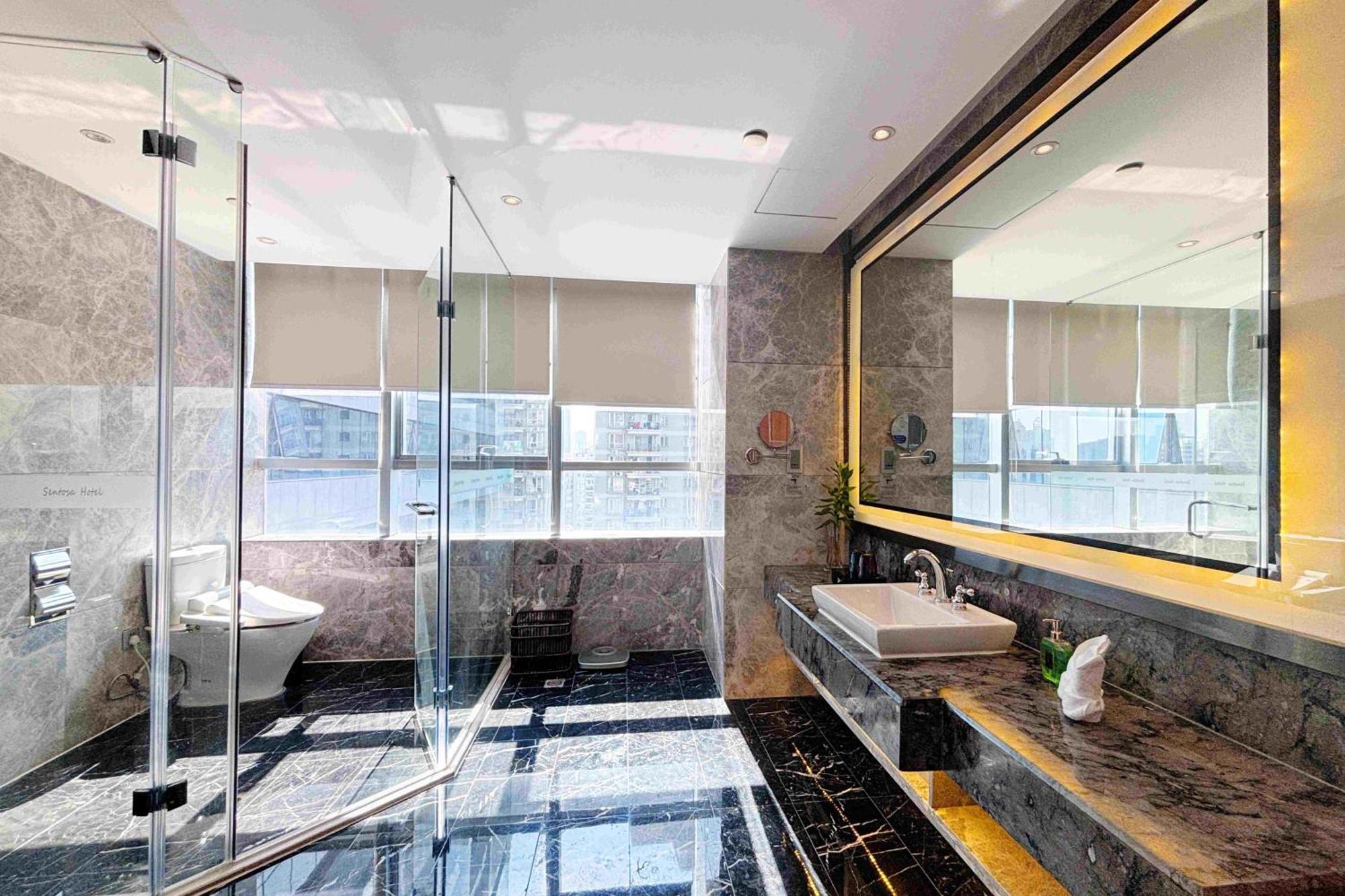 Sentosa Hotel Shenzhen Feicui Branch, Enjoy Tropical Swimming Pools And High-Class Fitness Club Экстерьер фото